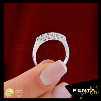 Penta Gold - 14 Ayar Altın Beş Taş Yüzük 0,36 ct. Swarovski Taşlı