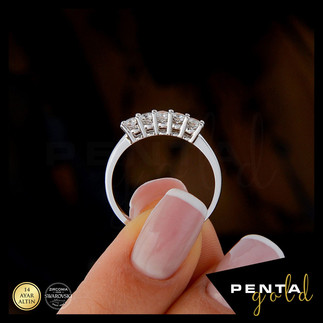 Penta Gold - 14 Ayar Altın Beş Taş Yüzük 0,49 ct. Swarovski Taşlı (1)