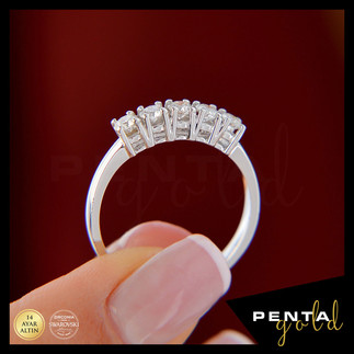 Penta Gold - 14 Ayar Altın Beş Taş Yüzük 0,52 ct. Swarovski Taşlı