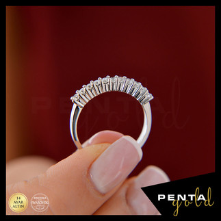 Penta Gold - 14 Ayar Altın Onbir Taş Yüzük 0,45 ct. Swarovski Taşlı (1)