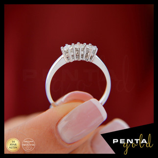 Penta Gold - 14 Ayar Altın Üçtaş Yüzük 0,45 ct. Swarovski Taşlı