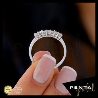 Penta Gold - 14 Ayar Altın Yedi Taş Yüzük 0,28 ct. Swarovski Taşlı