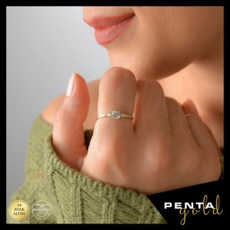 Penta Gold - 14 Ayar Swarovski Taşlı Stil Altın Yüzük