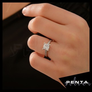 Penta Silver - Damla Tırnak Swarovski Tektaş Gümüş Yüzük