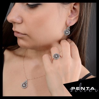 Penta Silver - Gül Elmas Montür Gümüş Takı Seti